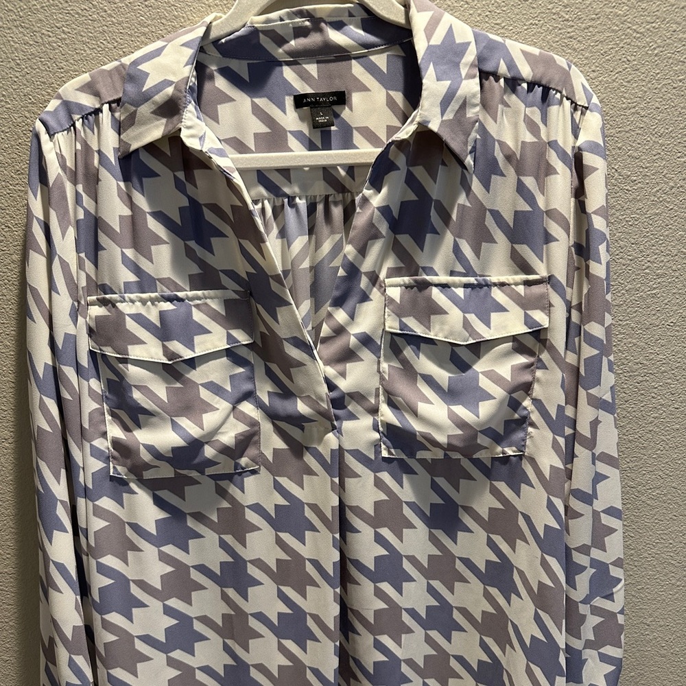 Ann Taylor Houndstooth Lilac Blouse